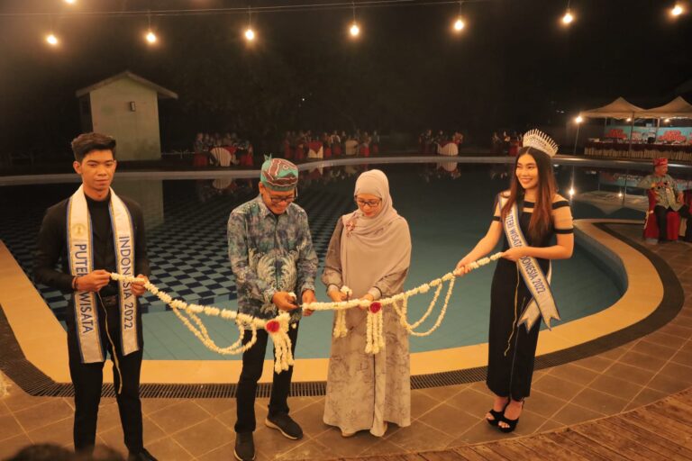 Kolam Renang Kembali Beroperasi, Sekda Tala Titip Sejumlah Harapan kepada Pengelola