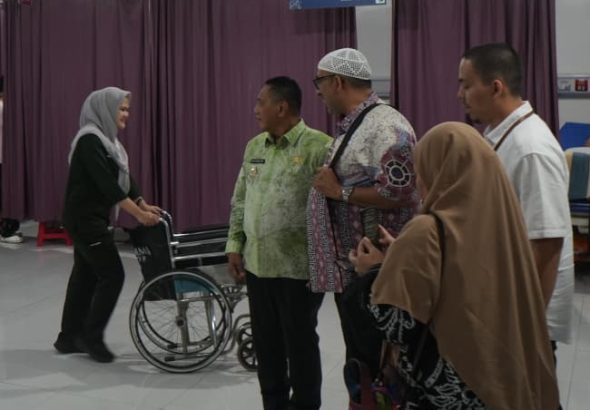 FOTO 3. KUNJUNGAN - Kunjungan Wabup Tala HM Zazuli di RS UMMI Bogor, Jumat (31_7). Agenda ini bertujuan untuk menggali strategi terbaik pengelolaan RSUD di Tala.